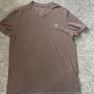 American eagle short sleeved T-shirt. Athletic fit. V-neck. XL.